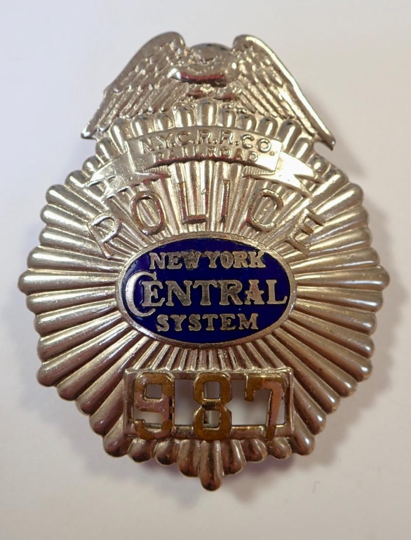 City of New York RAILROAD NEW YORK CENTRAL SYSTEM    Obsolete American Police Badge.