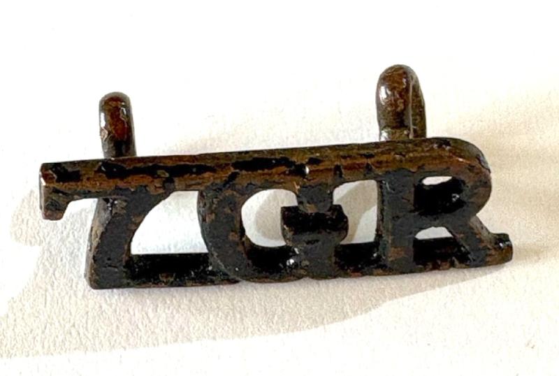 Original Metal Shoulder Title: 7GR - Gurkha