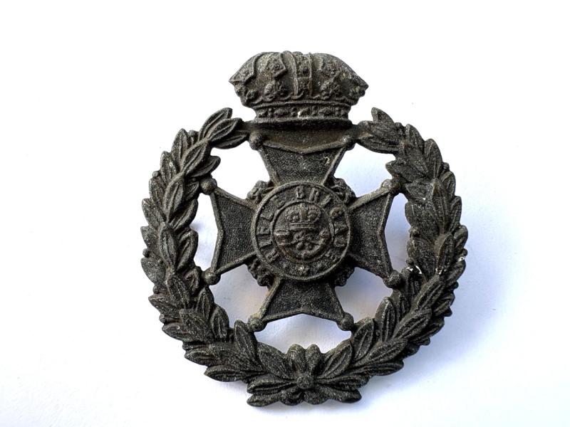 Victorian Rifle Brigade Cap Badge: No Battle Honours - Blackened