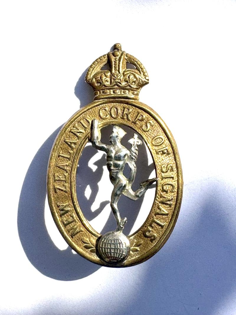 New Zealand Corps of Signals Cap Badge