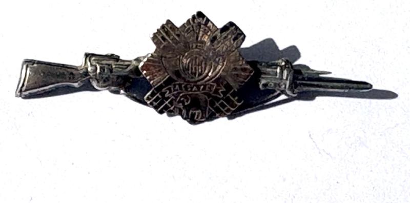 Highland Light Infantry Sweetheart Brooch. Hall-marked silver & Gold plate