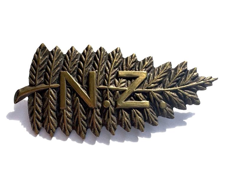 Large New Zealand Fern Badge.