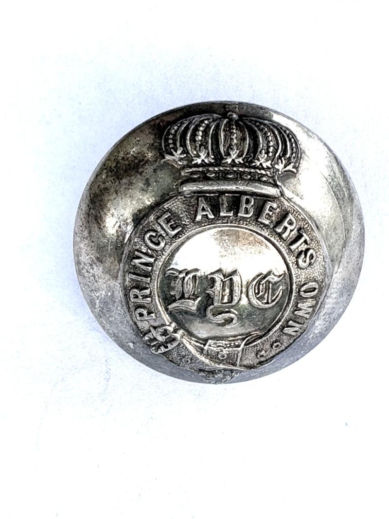 Victorian Leicestershire Yeomanry Cavalry Silver plated Large Button.