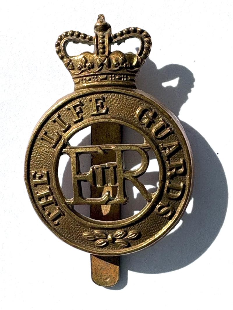 The Life Guards Cap Badge by Dowler. ERII Q.C.